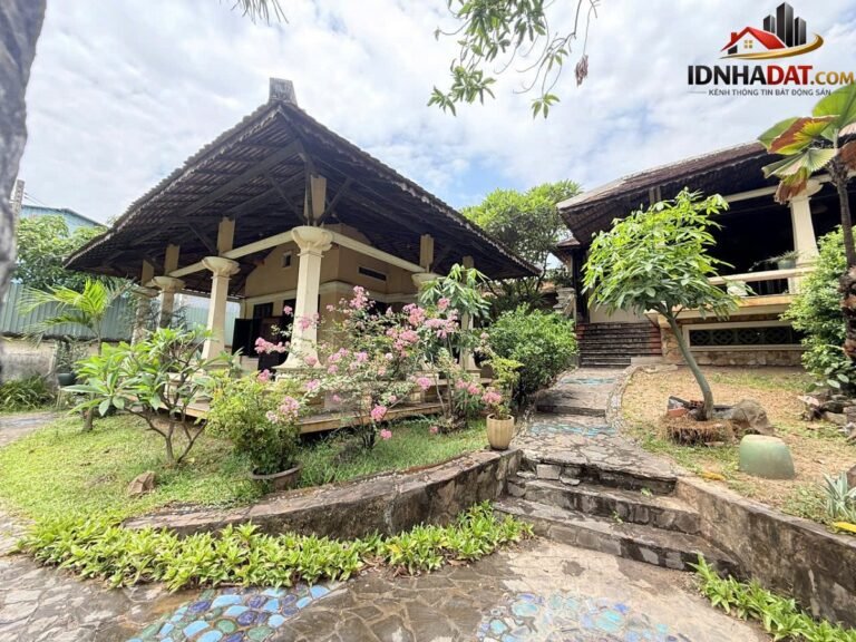 Giảm 6 Tỷ Bán Gấp Biệt Thự Cổ DT:1164m2 Hiệp Bình Thủ Đức HCM Bán nhà đất Đường 34 – Phường cũ Hiệp Bình Chánh Quận Thủ Đức – Phường mới Hiệp Bình Chánh – Thành phố Hồ Chí Minh 42 tỷ