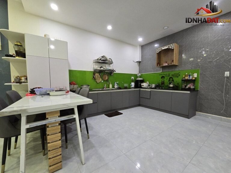 Nhà mặt tiền lỗ giáng 100m2, 2 tầng gần chợ hòa xuân, giá chỉ 6.5 tỷ Bán nhà đất Đường Lỗ Giáng – Phường cũ Hòa Xuân Quận Cẩm Lệ – Phường mới Hòa Xuân – Thành phố Đà Nẵng