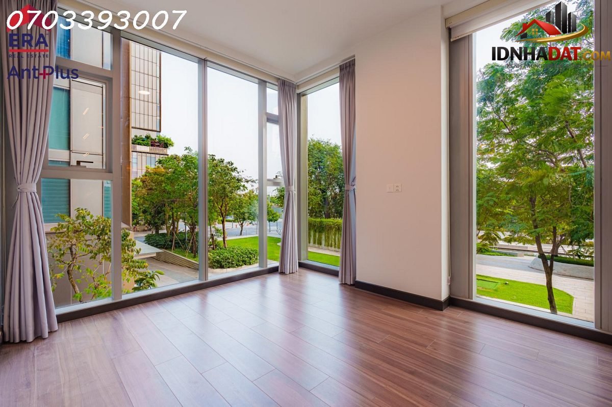 Bán nhà Phường Thủ Thiêm Quận 2 Thành phố Hồ Chí Minh: Căn Góc 2PN Empire City, 100m2, Dòng Tiền Tốt, Giá 19.5 Tỷ