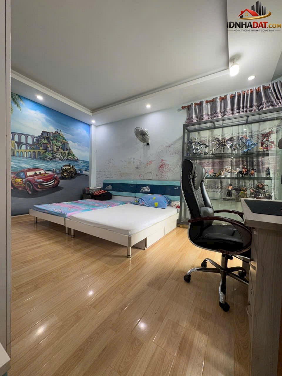 Bán nhà Phường Bình Khánh Quận 2 Thành Phố Hồ Chí Minh – Biệt Thự MT Đường 20m KDC Đông Thủ Thiêm, DT: 192m2, Giá: 28 tỷ