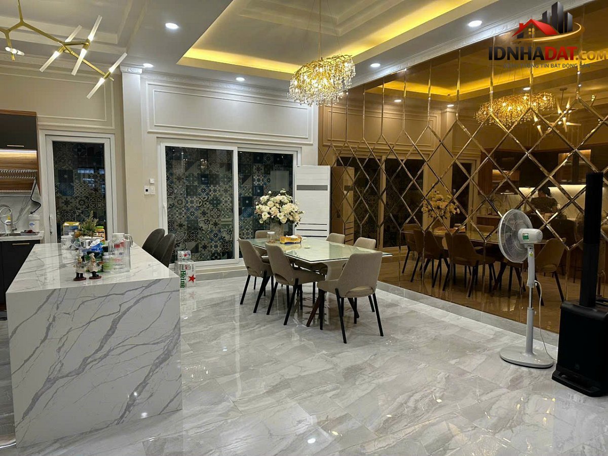 Bán nhà Phường Tân Định Quận 1 Thành Phố Hồ Chí Minh diện tích 115m2 giá 28.5 tỷ