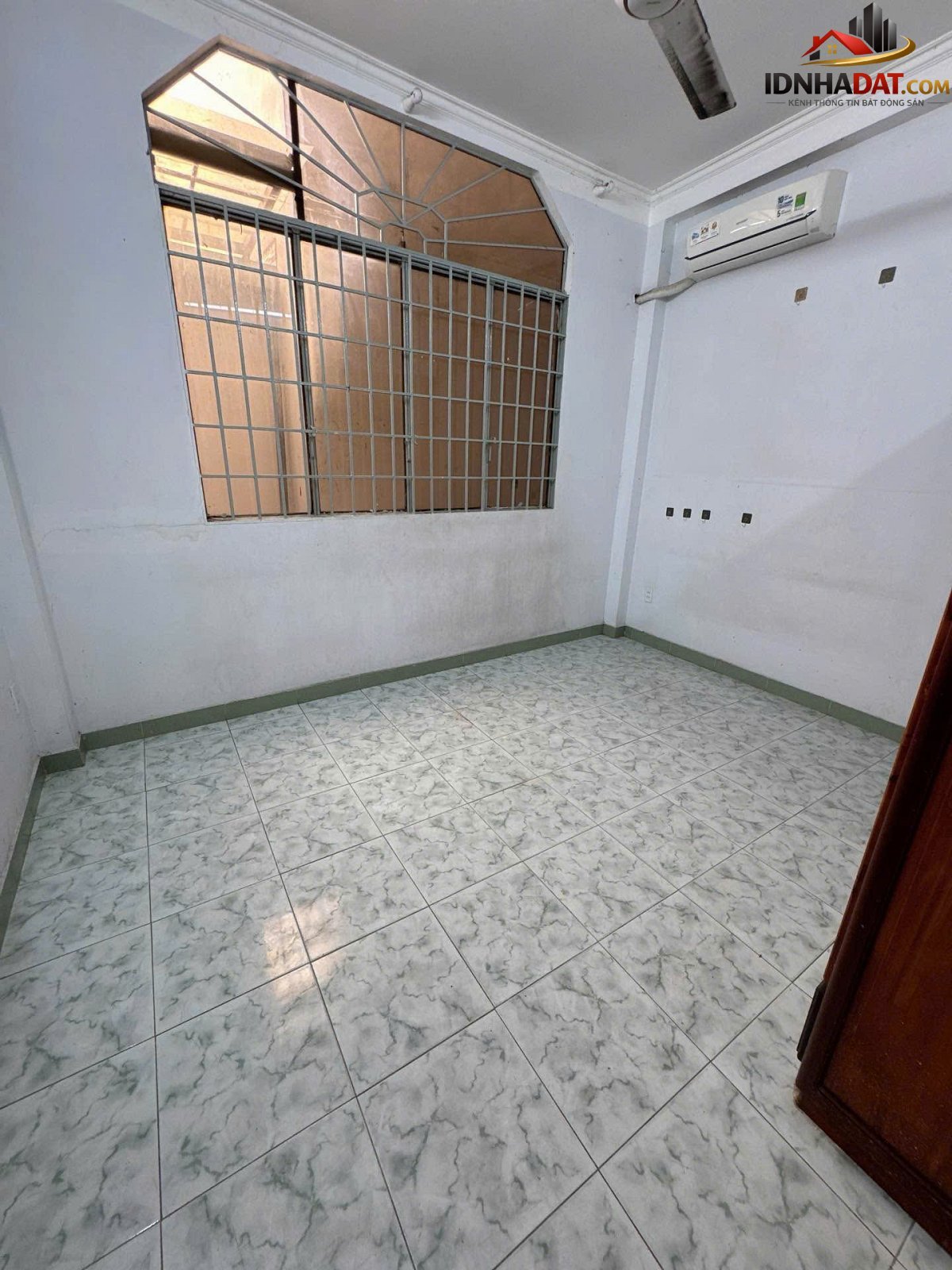 Mặt tiền Kinh Doanh sầm uất LẠC LONG QUÂN – Tân Bình Bán nhà đất Đường Lạc Long Quân – Phường cũ 10 Quận Tân Bình – Phường mới 10 – Thành phố Hồ Chí Minh 79m2 13 tỷ