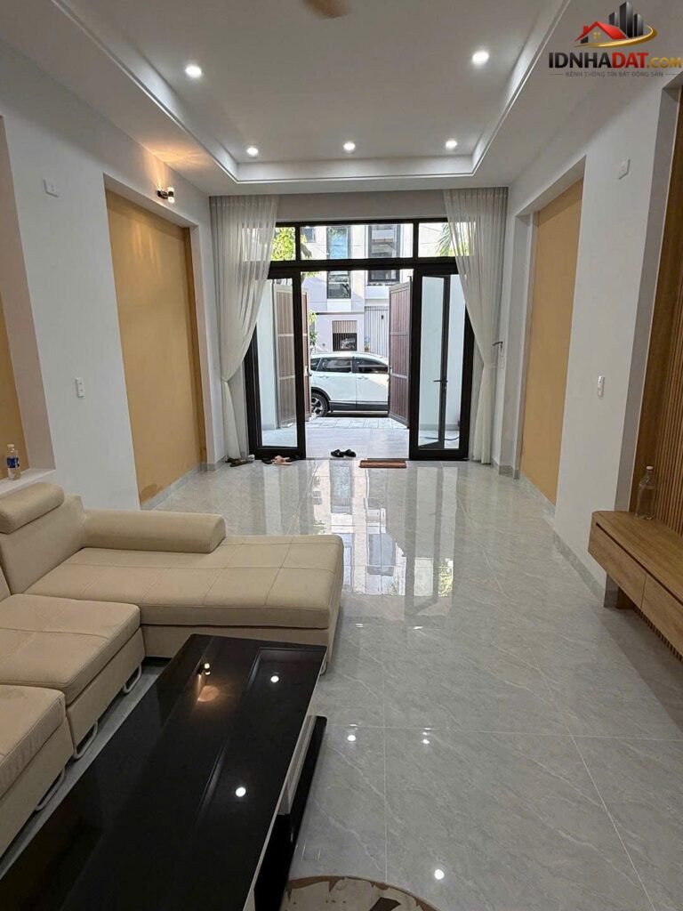 Bán nhà Phường Hòa Cường Quận Hải Châu Thành Phố Đà Nẵng diện tích 74m2 giá 9,9 tỷ