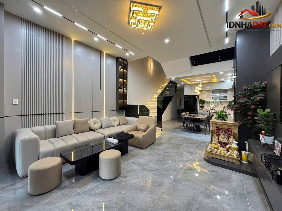 Cần bán gấp nhà 3 tầng gần cầu Hoà Xuân, Đà Nẵng – Giá 8,9 tỷ – Diện tích 100m2 – Bán nhà Phường Hòa Xuân Quận Cẩm Lệ Thành Phố Đà Nẵng