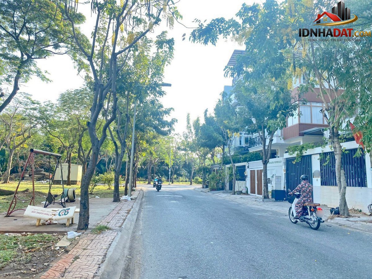 Bán nhà Phường Tân Phong Quận 7 Thành Phố Hồ Chí Minh diện tích 140m2 giá 30 tỷ