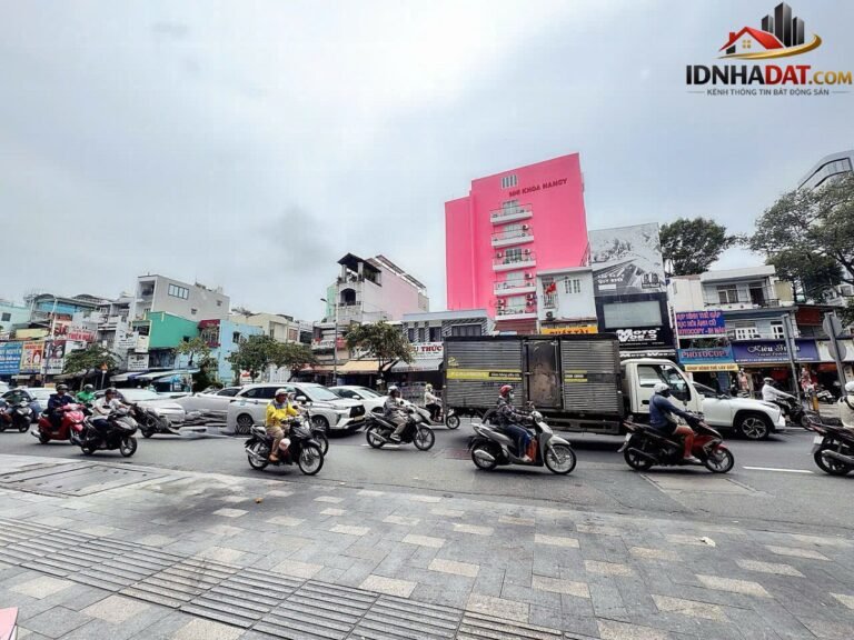Chính chủ bán nhà 3 tầng mtkd đ. nguyễn văn cừ – ngay ngã 4 trần hưng đạo, quận 1 – 145m2 – 38 tỷ