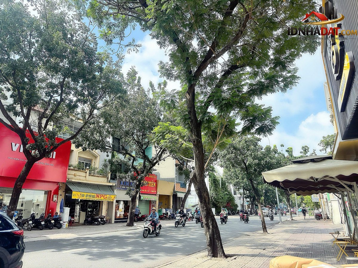 Bán nhà đất Đường Lý Chính Thắng – Phường cũ Võ Thị Sáu Quận 3 – Phường mới Võ Thị Sáu – Thành phố Hồ Chí Minh Diện tích 102m2 Giá 4.2 tỷ