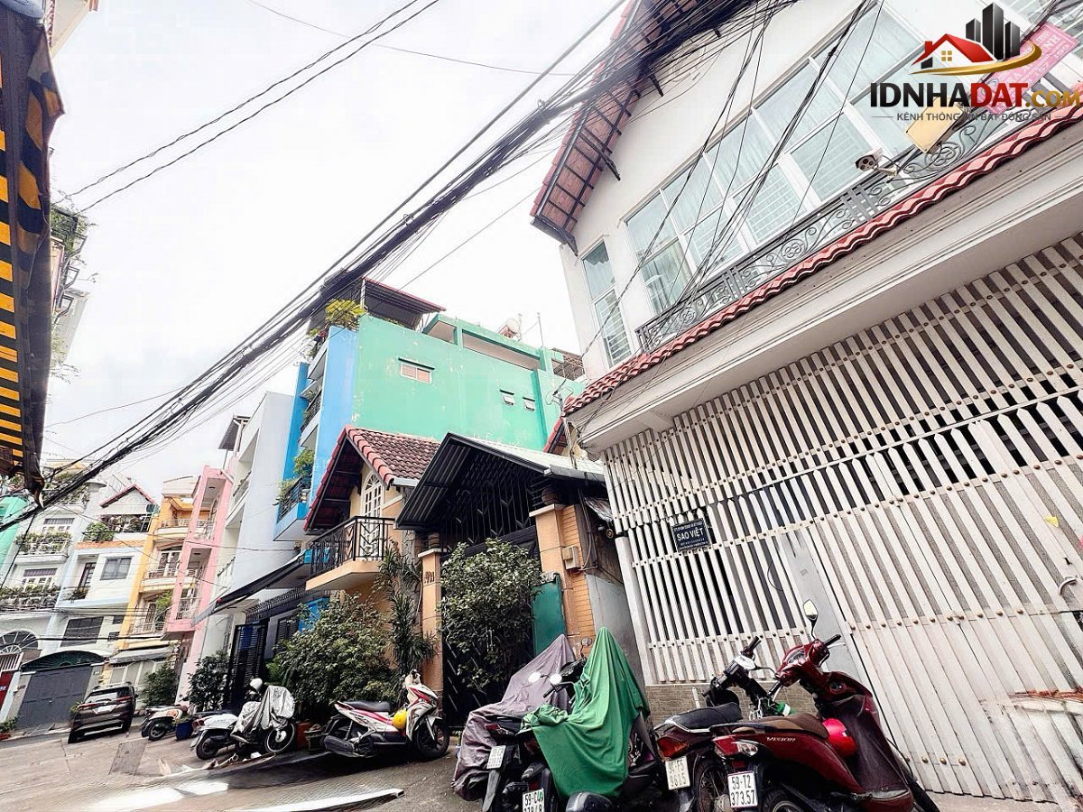 Bán nhà Phường Cầu Ông Lãnh Quận 1 Thành Phố Hồ Chí Minh – Biệt thự mái ngói 99m2 giá 21 tỷ