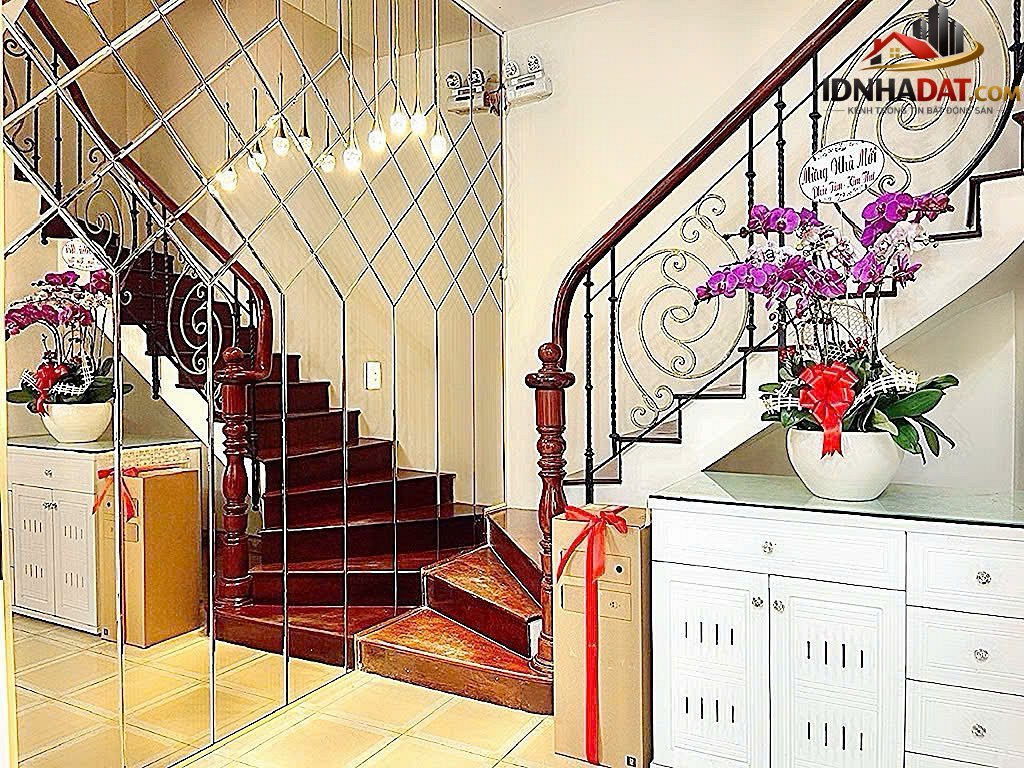 Bán biệt thự mini kiến trúc pháp Đường ĐẶNG DUNG – Phường cũ TÂN ĐỊNH Quận 1 – Phường mới TÂN ĐỊNH – Thành phố Hồ Chí Minh 58m2 18.6 tỷ