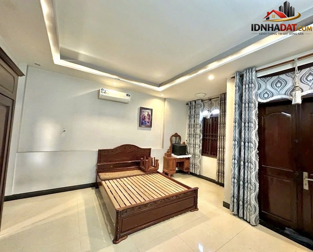 Bán nhà 4 tầng BTCT Hẻm ô tô Huỳnh Tấn Phát Quận 7 Thành Phố Hồ Chí Minh – Nhỉnh 9 tỷ – Diện tích 90m2