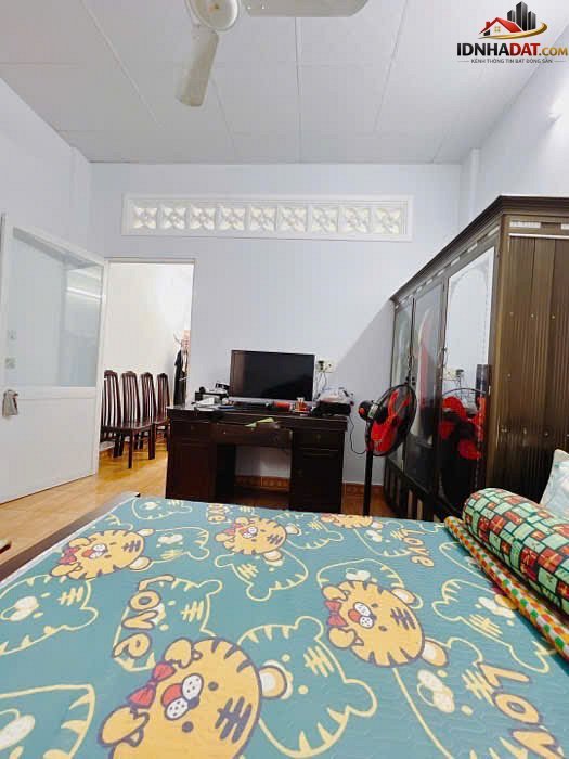 bán nhà cách chỉ 1 căn ra mặt tiền nguyễn thần hiến – dt 82m2 – giá 7.45 tỷ – Bán nhà đất Đường Nguyễn Thần Hiến – Phường cũ 18 Quận 1 – Phường mới 18 – Thành phố Hồ Chí Minh