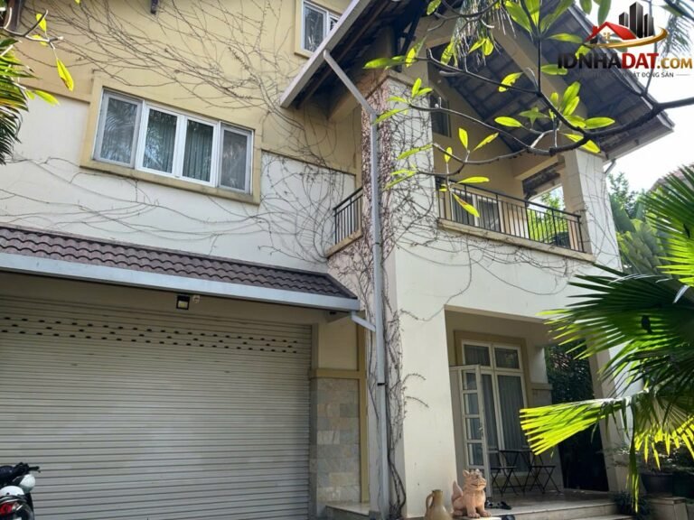 Biệt thự 651m2 – 2 mặt tiền – compound nguyễn văn hưởng, thảo điền 1 – 110 tỷ – Bán nhà đất Đường Nguyễn Văn Hưởng – Phường cũ Thảo Điền – Quận 2 – Phường mới Thảo Điền – Thành phố Hồ Chí Minh