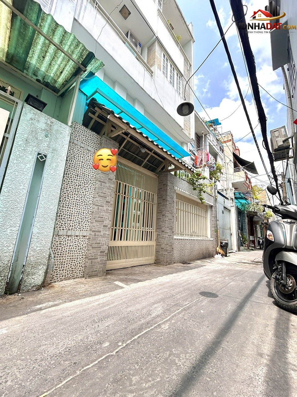 Nhà ngon- chỉ 10m ra mặt tiền xóm chiếu- ngang siê… – Bán nhà mặt phố Quận 1 – TP Hồ Chí Minh giá 5 – 7 tỷ