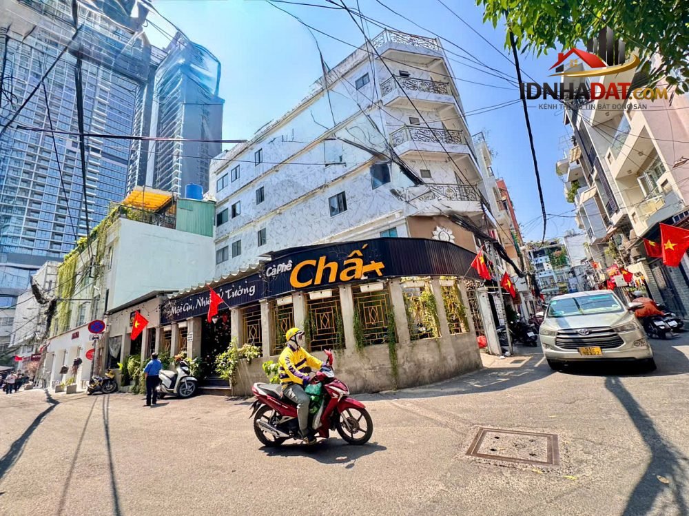 Bán siêu phẩm lô góc 2 mặt tiền hxh Đường Nguyễn Trãi, Quận 1 – Tỉnh/Thành Phố Hồ Chí Minh – Diện tích 225m2 – Giá 68 tỷ