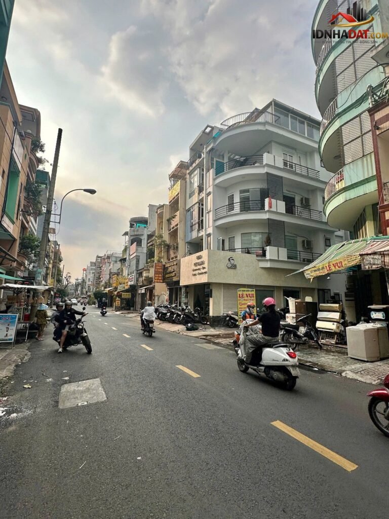 Bán nhà mặt tiền Kinh Doanh Hòa Hảo Quận 10 Thành Phố Hồ Chí Minh – 28m2 – 10,8 tỷ