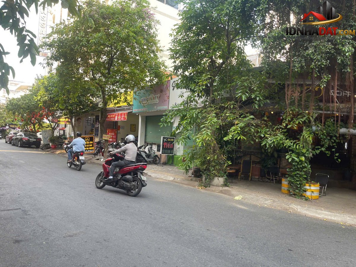 Góc 2MT đường 42 – Phường cũ Tân Quy Quận 7 – Phường mới Tân Hưng – Thành phố Hồ Chí Minh diện tích 197m2 giá 49.25 tỷ