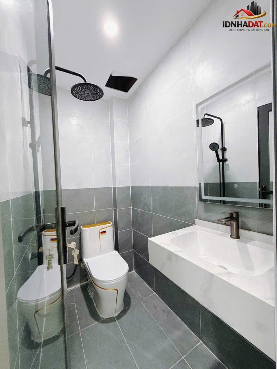 Siêu phẩm nhà đẹp 3 tầng – trung tâm quận 4 – vào ở ngay Bán nhà đất Đường Hoàng Diệu – Phường cũ 6 Quận 4 – Phường mới Khánh Hội – Thành phố Hồ Chí Minh 22m2 4450000000