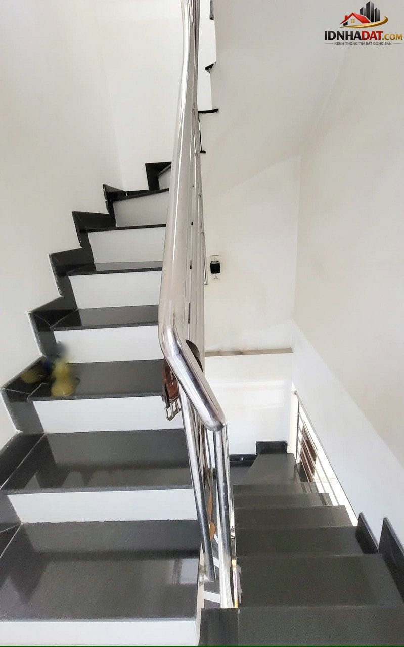 Bán nhà đất Đường Lạc Long Quân – Phường cũ … – Bán nhà mặt phố Quận Tân Bình – TP Hồ Chí Minh giá 5 – 7 tỷ