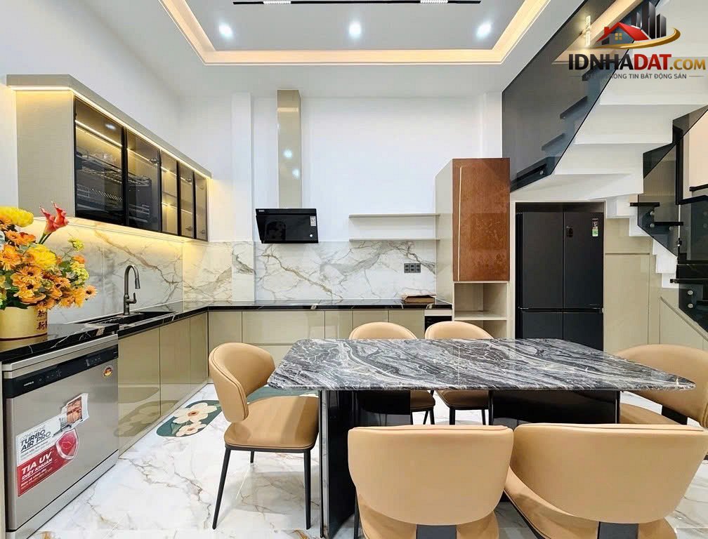 Diện tích lớn – Nhà đẹp Huỳnh Tấn Phát – 3 tầng kiên cố – Full nội thất – Bán nhà đất Đường Huỳnh Tấn Phát – Phường cũ Quận 7 – Phường mới Quận 7 – Thành phố Hồ Chí Minh 79m2 – 7.99 tỷ