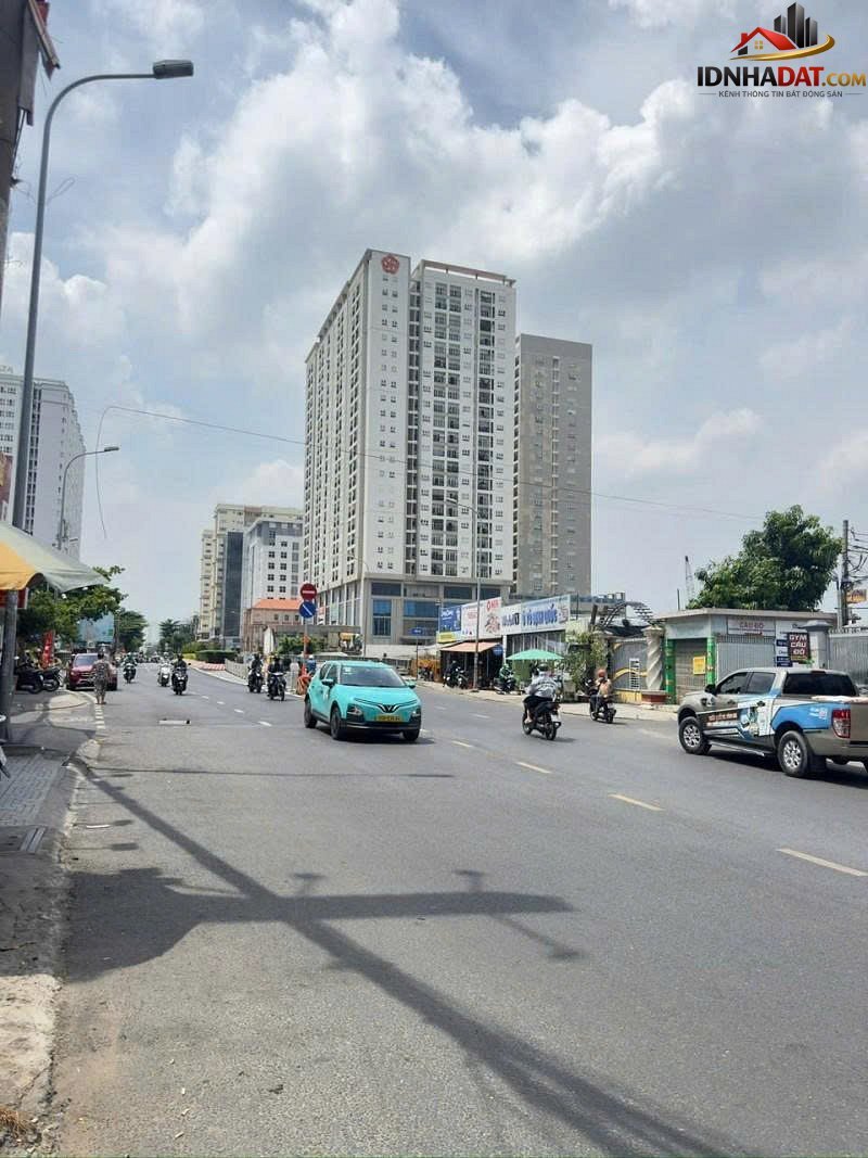 Bán nhà 2 mặt tiền Nguyễn Xí Quận Bình Thạnh Thành Phố Hồ Chí Minh 120m2 19 tỷ