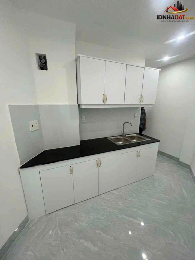 Bán nhà Mặt tiền Bãi Sậy Quận 6 Thành Phố Hồ Chí Minh diện tích 28m2 giá 4,1 tỷ