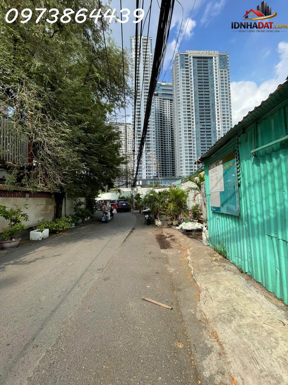 Quận 1 chỉ 2 phút – Nhà 2 mặt tiền hẻm xe tải ngay Landmark 81 chỉ 13 tỷ – 52m2