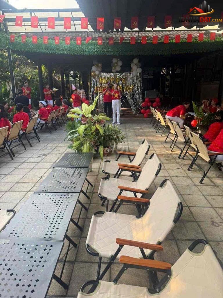 Sang nhượng quán cafe sân vườn Đường Hà Huy Giáp – Phường cũ Thạnh Lộc Quận 12 – Phường mới Thạnh Lộc – Thành phố Hồ Chí Minh diện tích 1200m2 giá 360 triệu