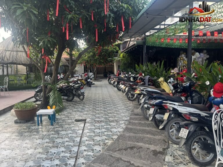 Sang nhượng quán cafe sân vườn Đường Hà Huy Giáp – Phường cũ Thạnh Lộc Quận 12 – Phường mới Thạnh Lộc – Thành phố Hồ Chí Minh diện tích 1200m2 giá 360 triệu
