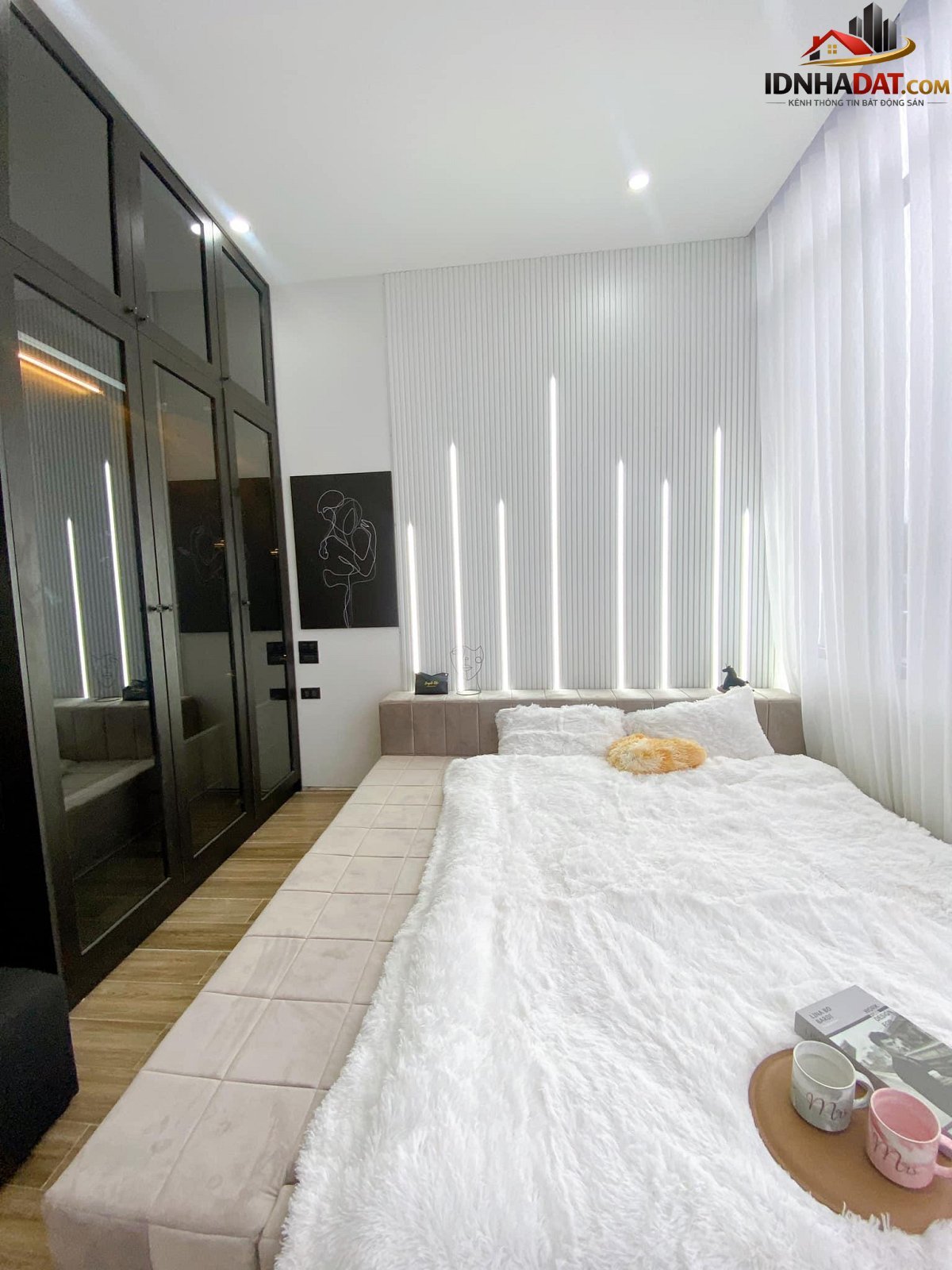 Ngôi nhà phố luôn trong lành nhờ được bọc bởi khu vườn nhỏ - Ảnh 16.