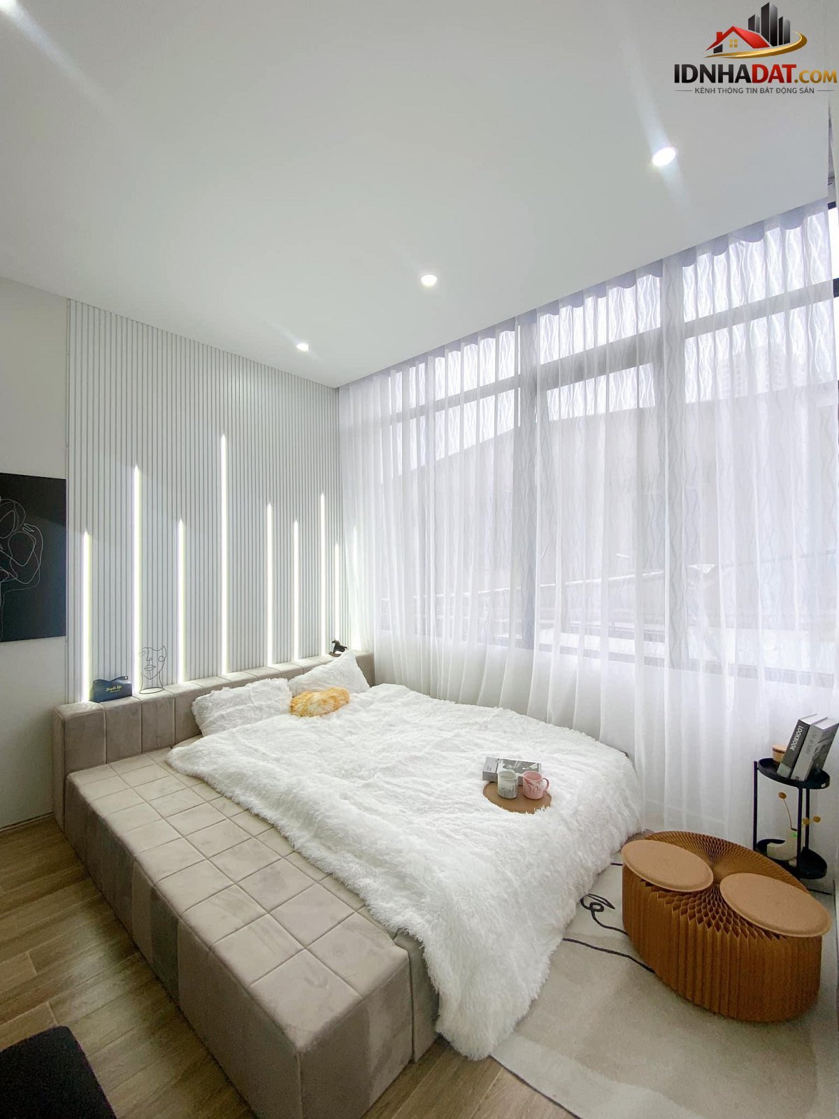 Ngôi nhà phố luôn trong lành nhờ được bọc bởi khu vườn nhỏ - Ảnh 17.