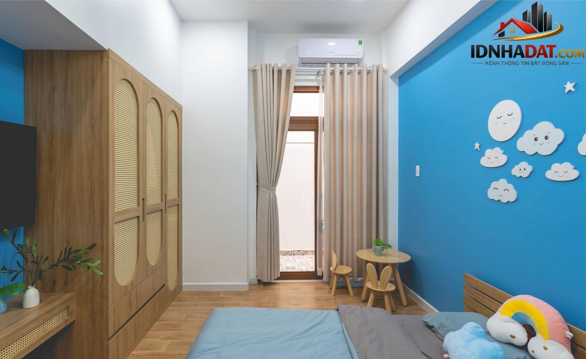 Ngôi nhà dùng gam màu chói lóa, độc đáo và đẹp đến không ngờ - Ảnh 26.