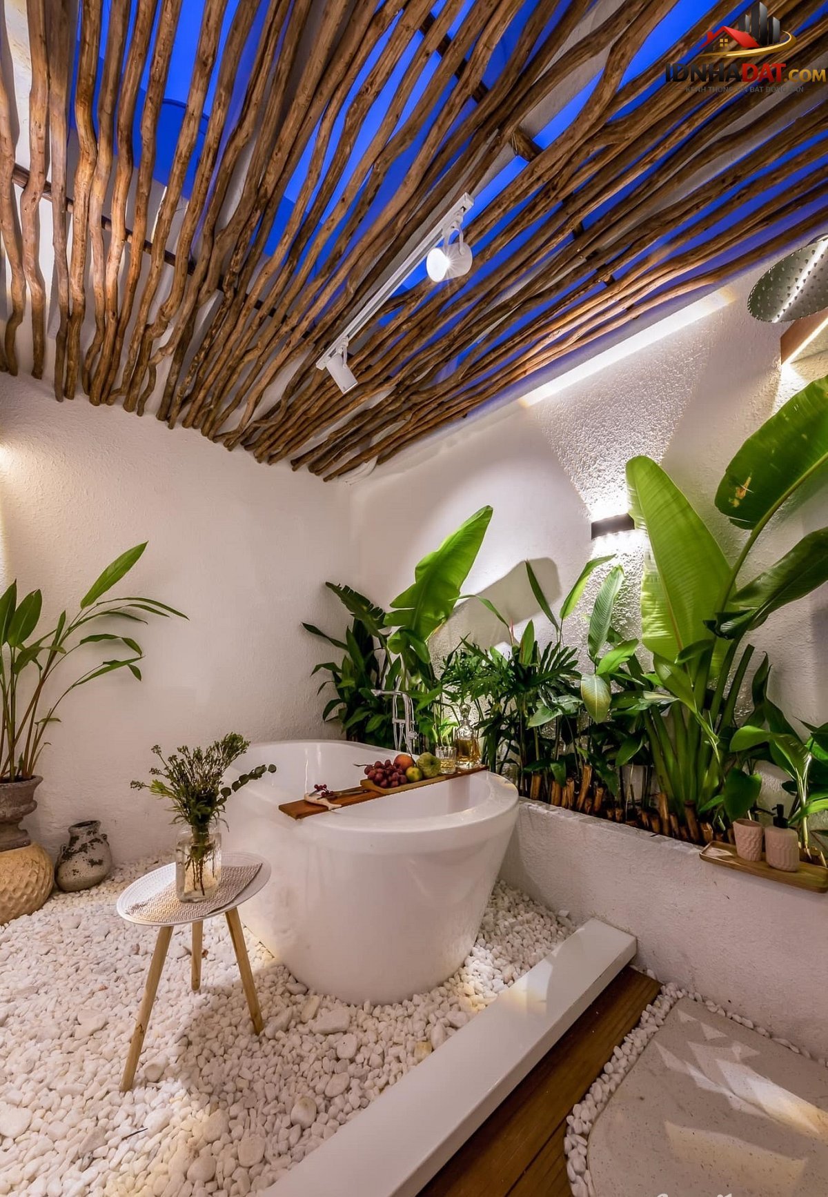 Khu vườn resort, phòng tắm nghìn sao giữa lưng chừng trời ở TP.HCM - Ảnh 7. Khu vườn resort, phòng tắm nghìn sao giữa lưng chừng trời ở TP.HCM - Ảnh 7.