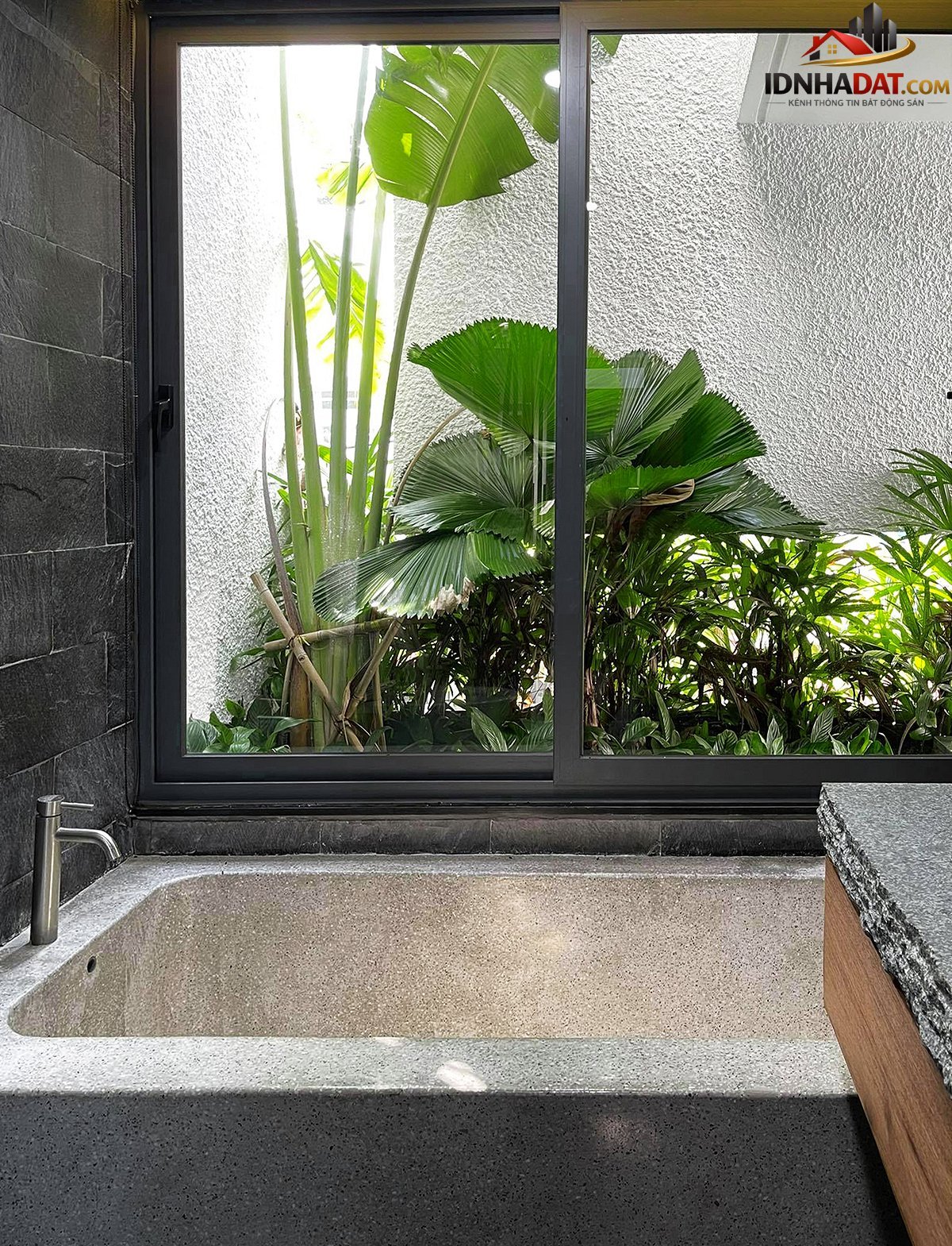 Nhà hướng Tây xanh mướt từ ngoài vào trong - Ảnh 8.