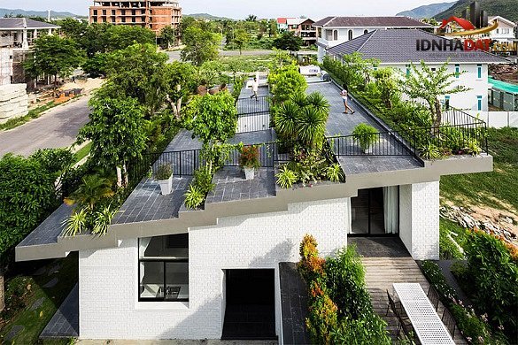 Những ngôi nhà có kiến trúc độc đáo ở Việt Nam và thế giới - Ảnh 6.
