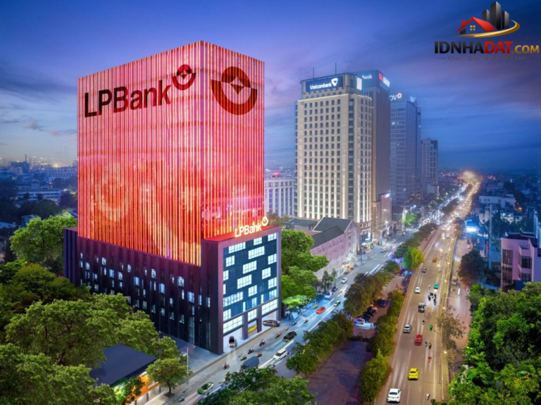Ông Phạm Nhật Vượng Nắm Giữ Gần 5% Vốn LPBank: Cơ Hội và Xu Hướng Đầu Tư 2026