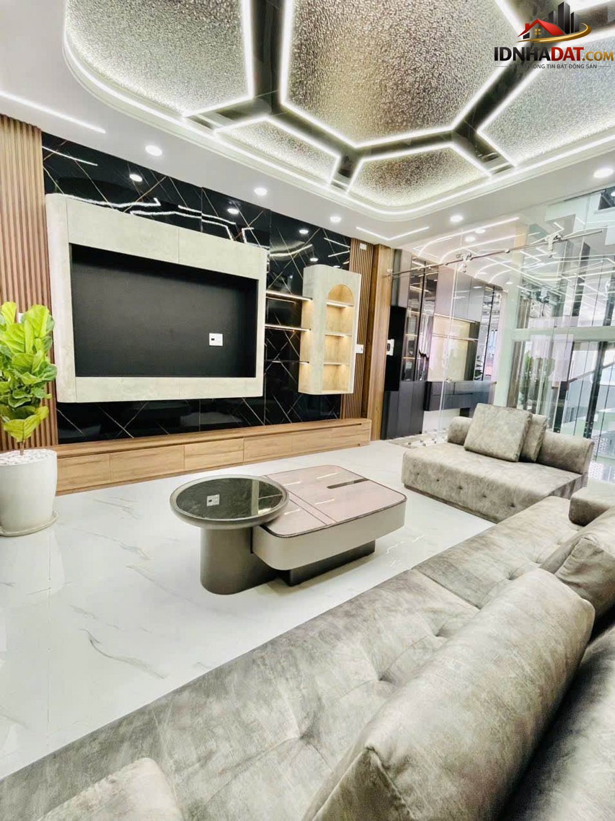 Mặt tiền kdoanh vip – nhà mới 5 tầng , ngay … – Bán nhà mặt phố Quận Tân Phú – TP Hồ Chí Minh giá 10 – 15 tỷ