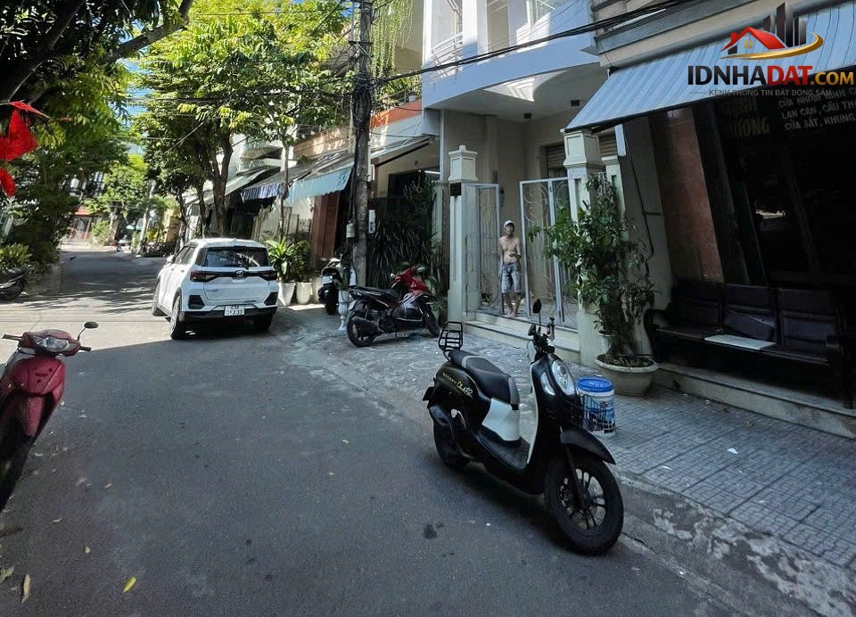Bán nhà đất Đường Lý Tự Trọng – Phường cũ Thanh Bình Quận Hải Châu – Phường mới Thanh Bình – Thành phố Đà Nẵng 81m2 8.7 tỷ
