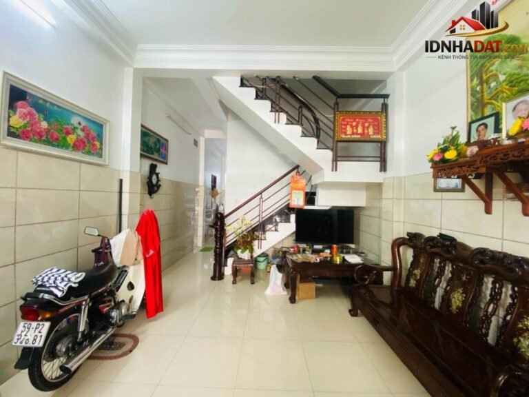 h2333 nhà 3 tầng diện tích khủng – giá chốt … – Bán nhà trong ngõ, hẻm Huyện Đức Thọ – Hà Tĩnh giá 5 – 7 tỷ