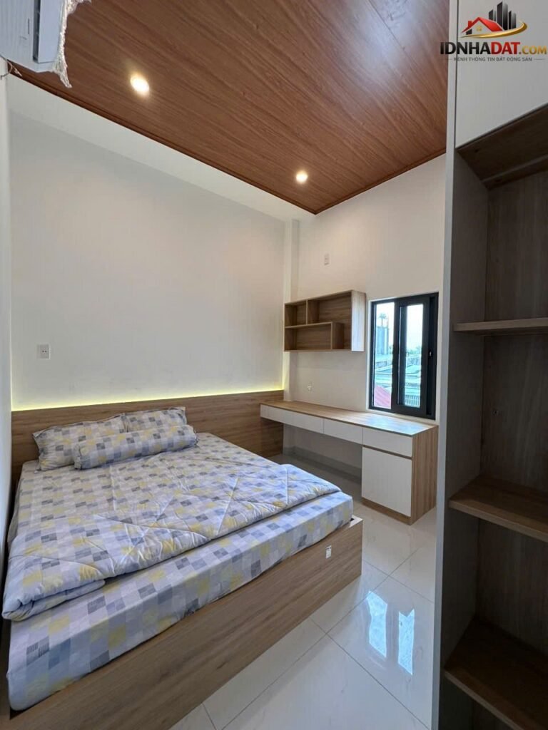 Siêu phẩm mặt tiền cạnh bến xe đà nẵng nhà mái thái sân vườn đẳng cấp ngang 6.3m bề thế – Bán nhà đất Đường Nguyễn Công Hoan – Phường cũ Hòa An Quận Cẩm Lệ – Phường mới Hòa An – Thành phố Đà Nẵng 126m2 7.75 tỷ