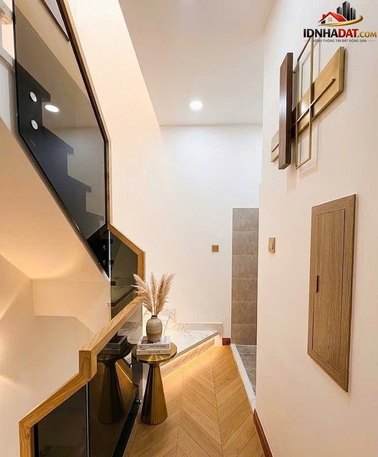 Nhà mới xây Đường Võ Văn Tần – Phường cũ 5 Quận 3 – Phường mới Bàn Cờ – Thành phố Hồ Chí Minh diện tích 108m2 giá 4.95 tỷ