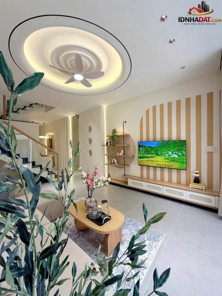 Còn thơm mùi sơn – sẵn hết mọi thứ dọn vào là ở – đường phạm văn chiêu – quận gò vấp – phường mới – diện tích 52m2 – giá 6.45 tỷ
