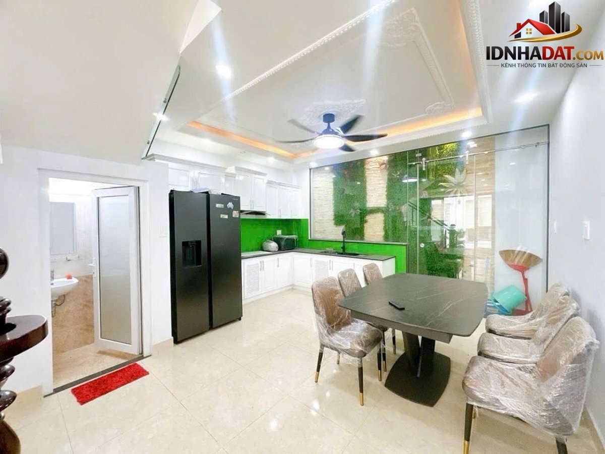 Bán nhà đất Đường Huỳnh Tấn Phát – Phường cũ Tân Mỹ Quận 7 – Phường mới Tân Thuận Đông – Thành phố Hồ Chí Minh Diện tích 54m2 Giá 7.8 tỷ