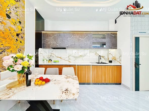 Vincom phan văn trị căn góc 2mt thoáng sáng nhà mới 4 tầng chỉ 8.6 tỷ diện tích 56m2