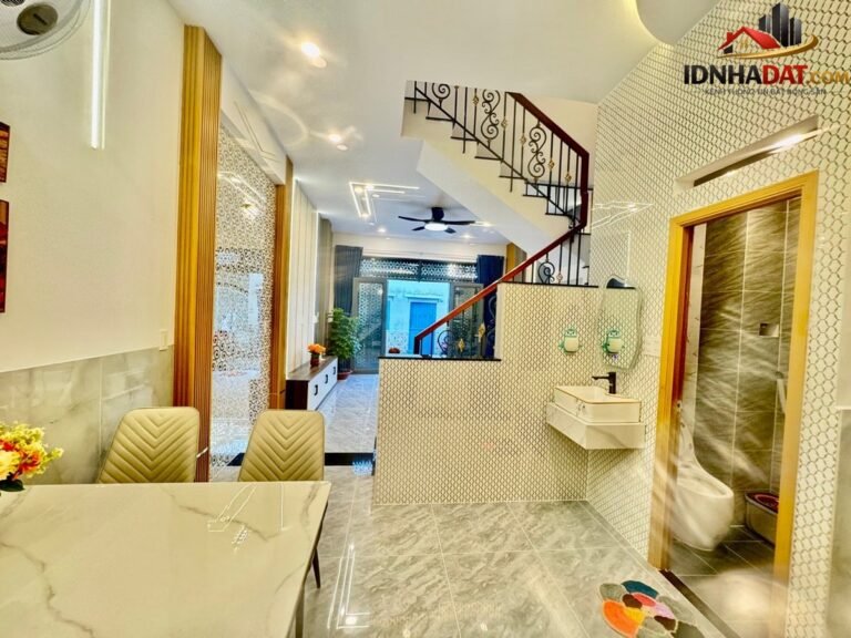 Hẻm xe hơi – hẻm thông – khu dân trí an ninh – ngang gần 5m bề thế – nhà mới full nội thất vào ở Đường Thống Nhất – Phường cũ 15 – Quận 15 – Thành phố Hồ Chí Minh 46m2 6.6 tỷ