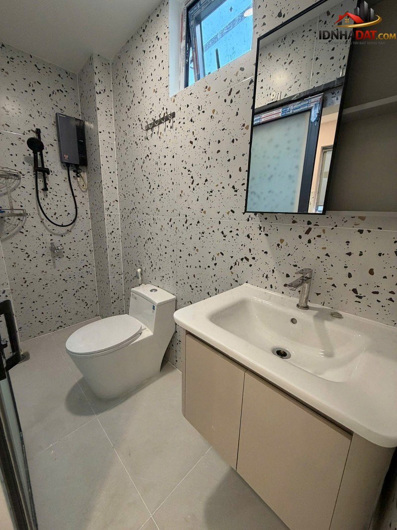 Bán nhà đất Đường Lê Hồng Phong – Phường cũ 2 Quận 5 – Phường mới 2 – Thành phố Hồ Chí Minh 48m2 8 tỷ