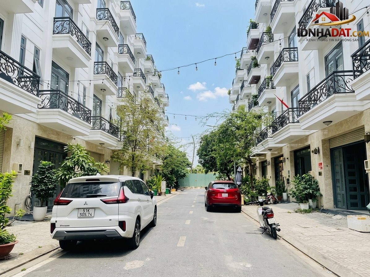 Kh005 có thang máy sát cầu phú long view sông – giá 6.14 tỷ – Bán nhà đất Đường Thạnh Lộc 44 – Phường cũ Thạnh Lộc Quận 12 – Phường mới Thạnh Lộc – Thành phố Hồ Chí Minh