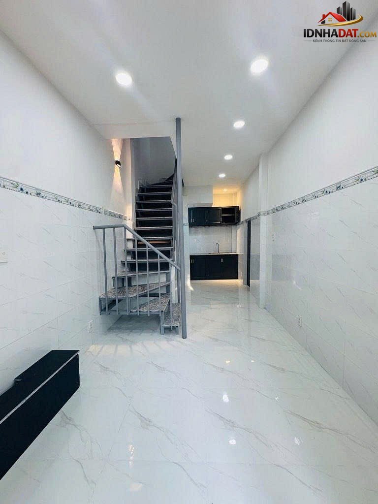 Nhà mới giá tốt- hẻm xe hơi – bình tiên – quận 6-chỉ hơn 3 tỷ – giáp quận 5 – Diện tích 24m2 – Giá 3 tỷ