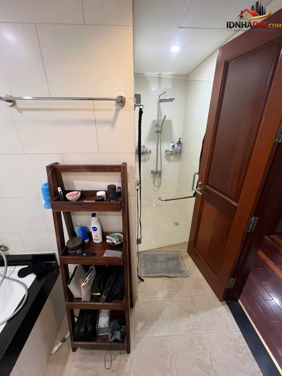 Cần bán căn hộ Lancaster 22 Lê Thánh Tôn Q.1 – 165m2 – 21 tỷ – Bán nhà đất Đường Lê Thánh Tôn – Phường cũ Bến Nghé Quận 1 – Phường mới Bến Nghé – Thành phố Hồ Chí Minh