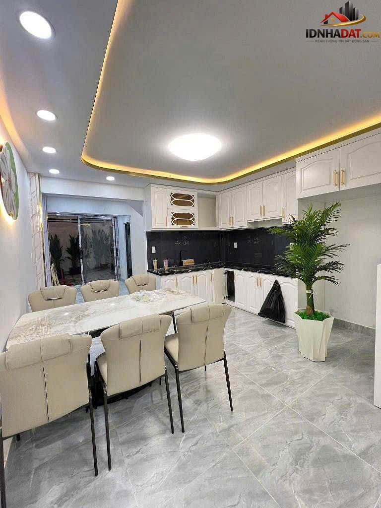 Nhà mới 3 tầng, hẻm thông, giáp quận 7 Đường Huỳnh Tấn Phát – Phường cũ Nhà Bè – Phường mới Nhà Bè – Thành phố Hồ Chí Minh 64m2 4350000000