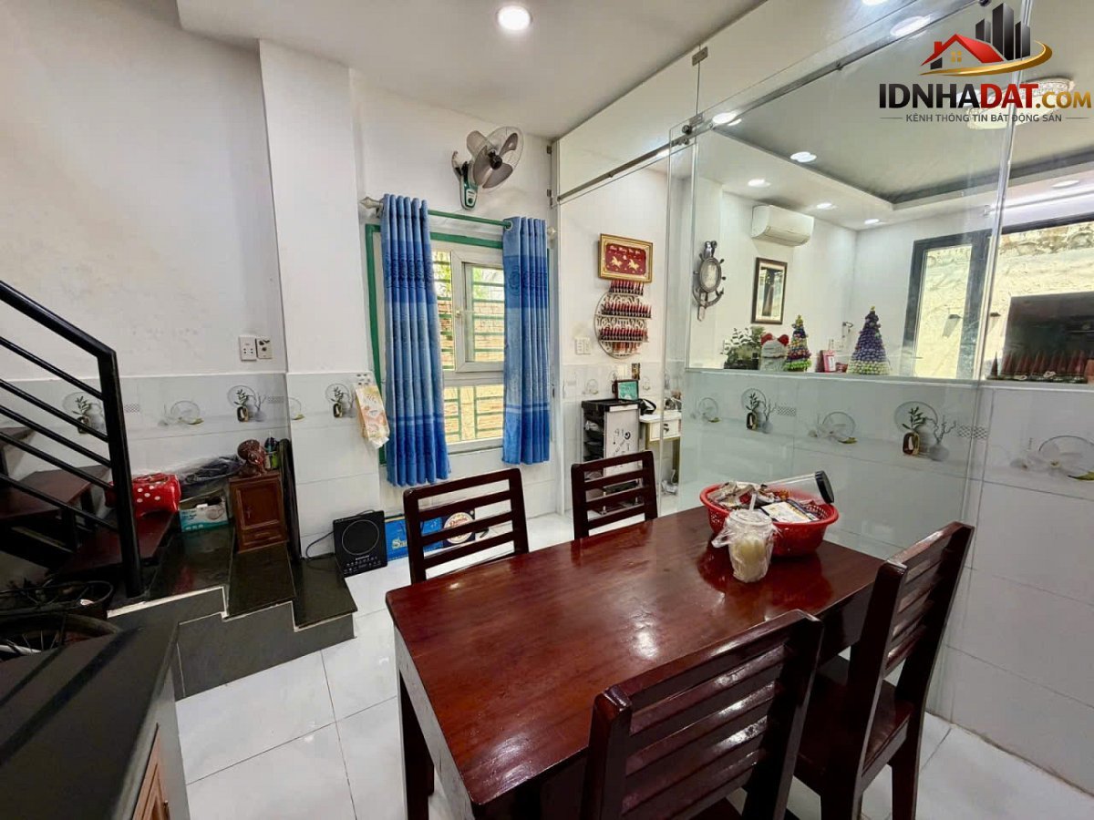 Bán nhà đất Đường D9 – Phường cũ Tây Thạnh Quận Tân Phú – Phường mới Tây Thạnh – Thành phố Hồ Chí Minh 40m2 3.8 tỷ